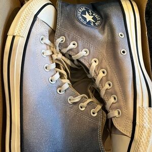 Converse  Chuck All Star Blue Ombré High-Tops Unisex Women’s 10, Men’s 8